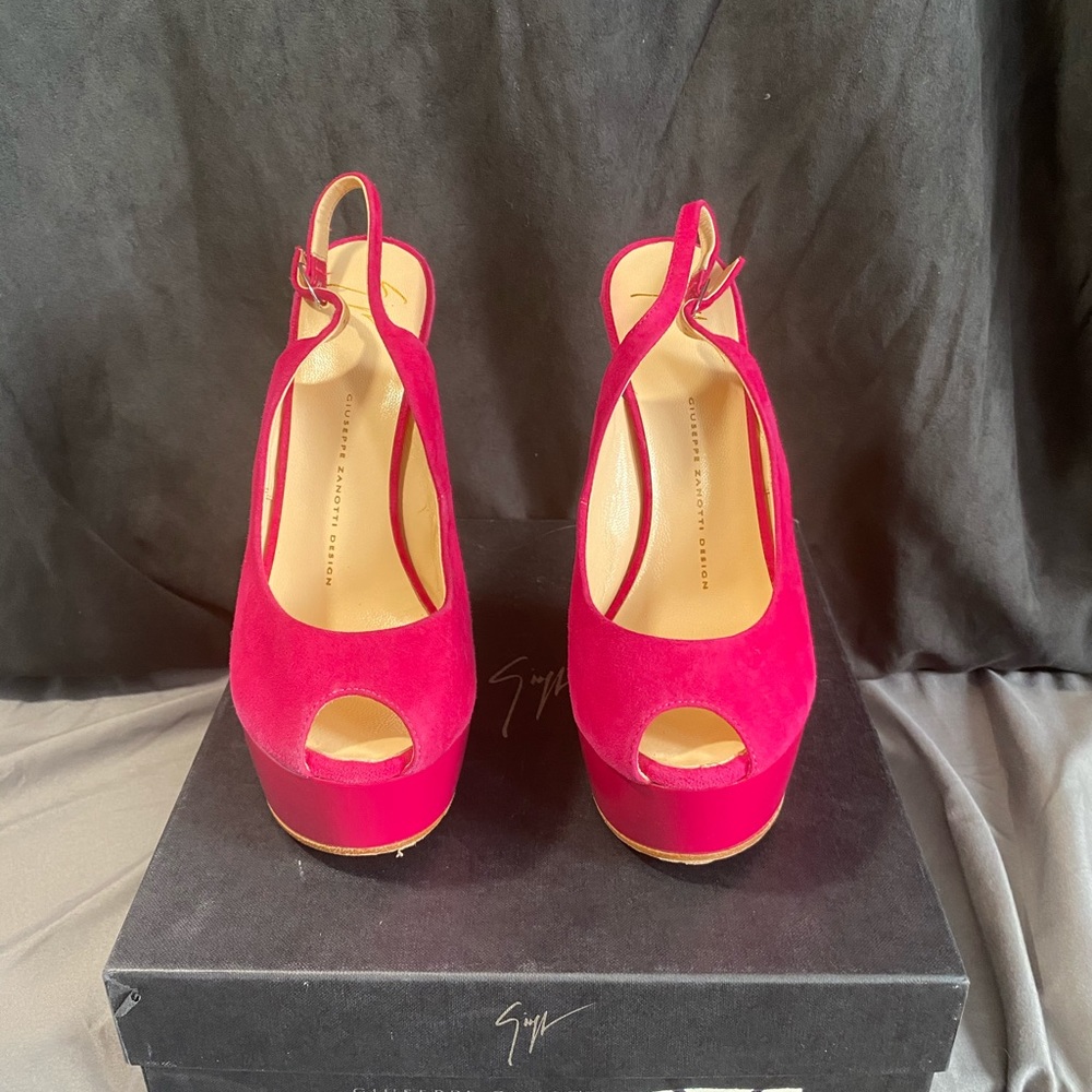 Giuseppe Zanotti Pumps
